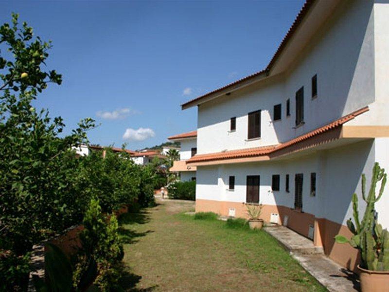 Hotel Grotticelle Capo Vaticano Exterior foto